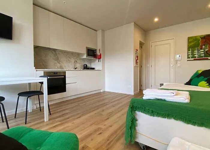 - Trindade With Ac And Parking Lejlighed Porto